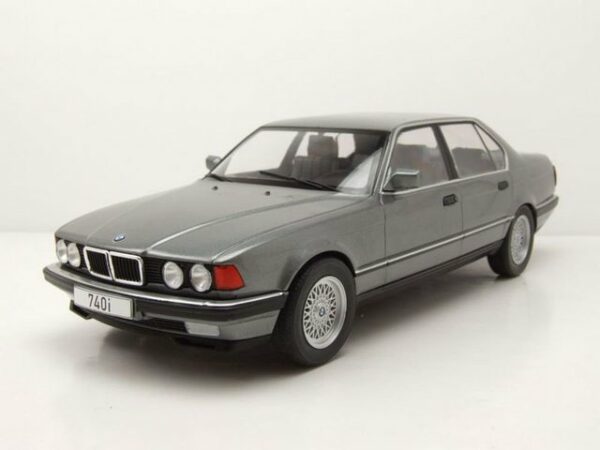 MCG Modellauto BMW 740i 7er E32 1992 grau metallic Modellauto 1:18 MCG